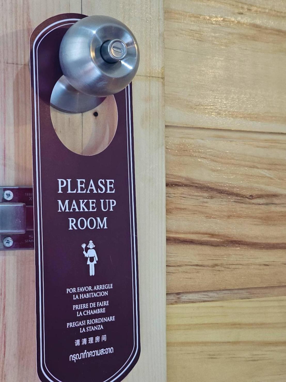 P.California Inter Hostel Nang Rong Εξωτερικό φωτογραφία