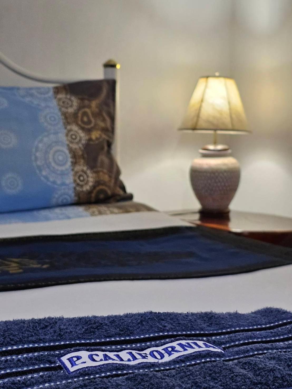 P.California Inter Hostel Nang Rong Εξωτερικό φωτογραφία